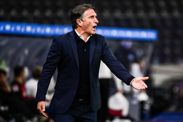 骑士擒黄蜂豪取开季15连胜 火箭大胜公牛5连胜