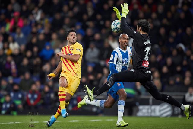 CBA伤情：景菡一遭遇左膝前交叉韧带断裂